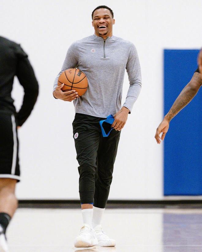 何被战术环 何被战术环